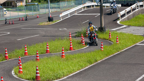 二輪車教習コース